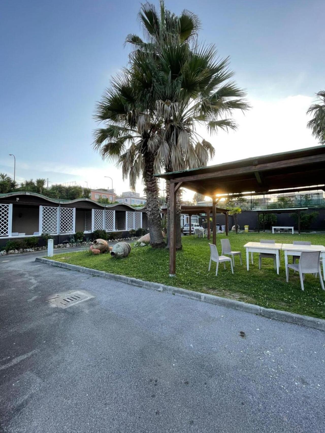 Hotel Federico II Naples Exterior photo
